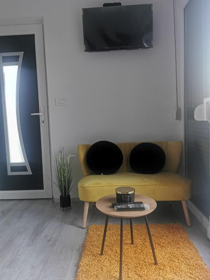 Yellow Dream Murvica  Luaran gambar
